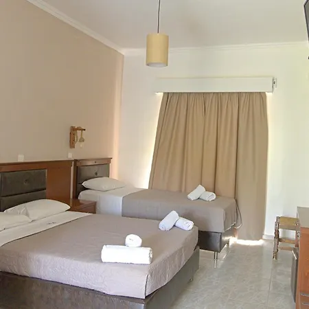 Amoudi Studios Apartments Hotel Room photo