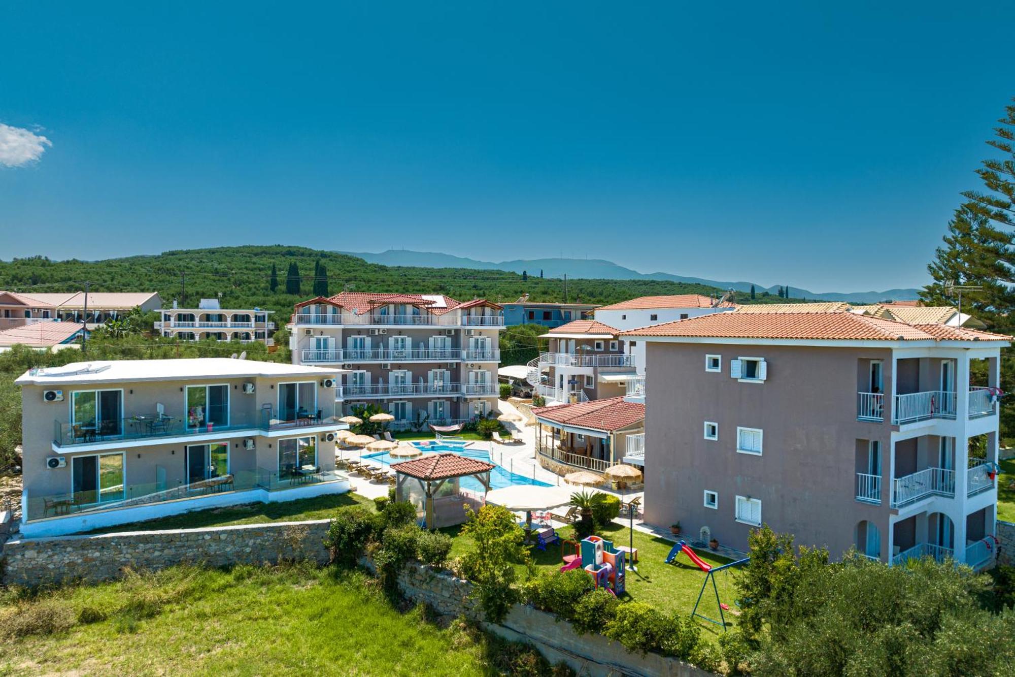 Amoudi Studios Apartments Hotel Hotel apartamentowy