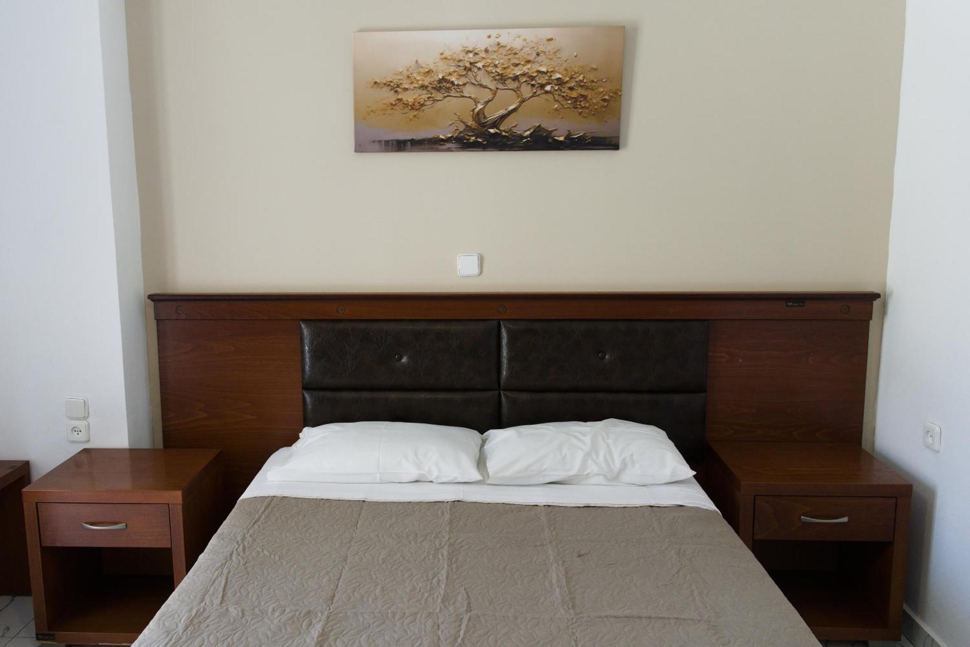 Amoudi Studios Apartments Hotel 3* Ammoudi